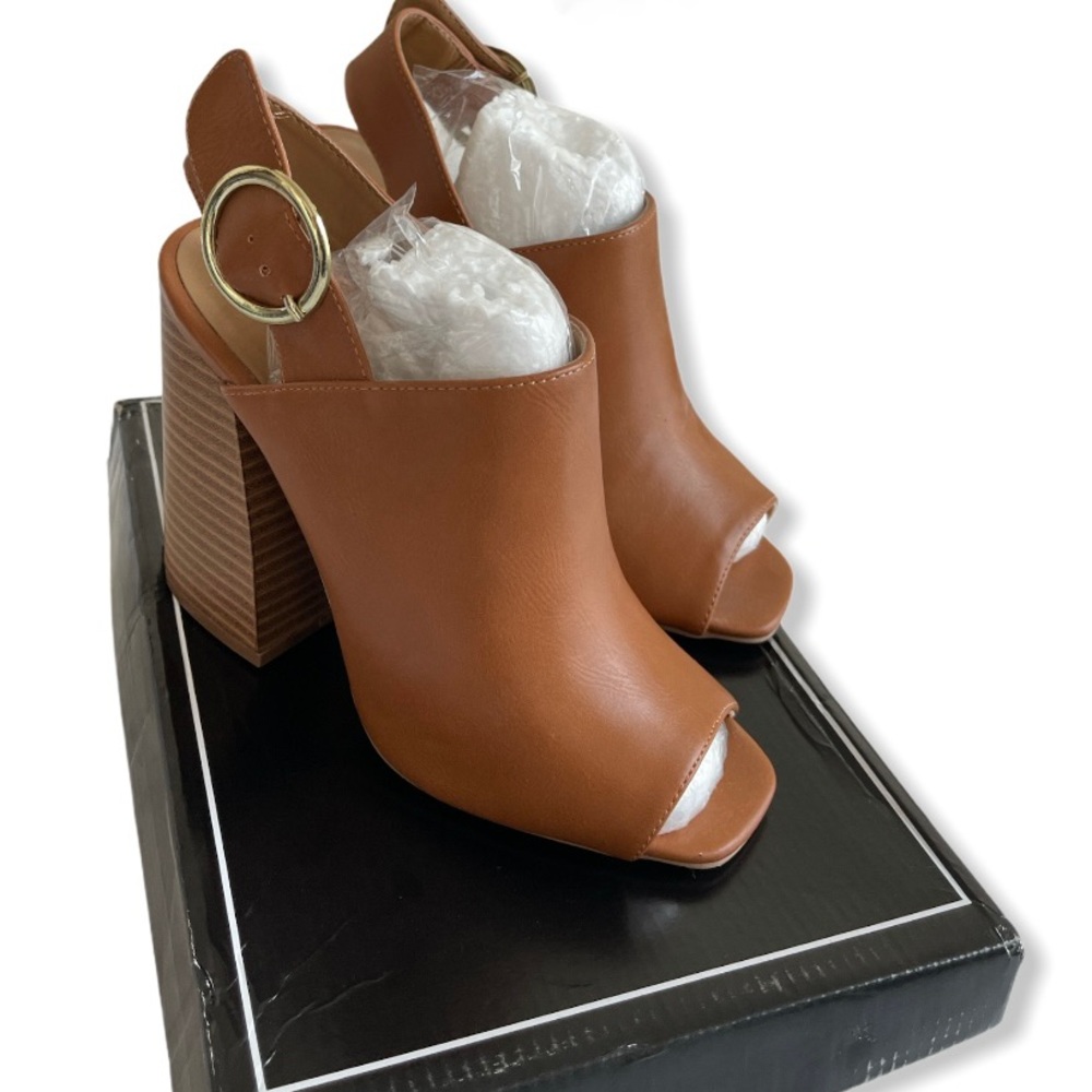 Peep toe booties